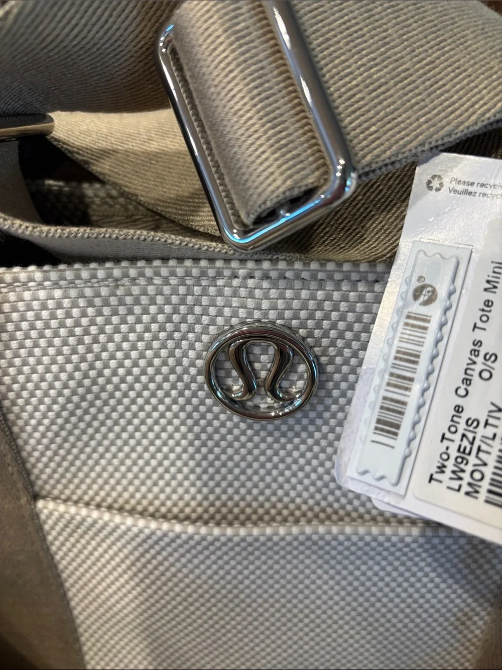 Lululemon BUNDLE– Scuba + Canvas Tote + Never Lost Keychain + Gift Bag NWT